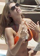 Kelly Brook bikini candids