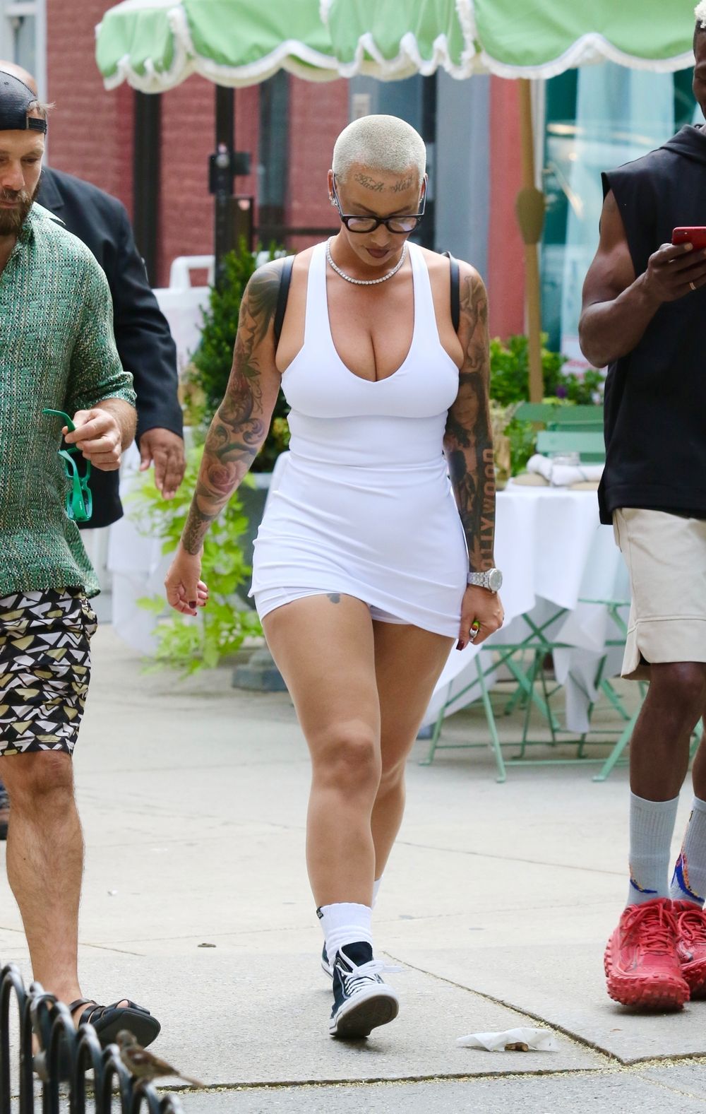 Amber Rose boobs