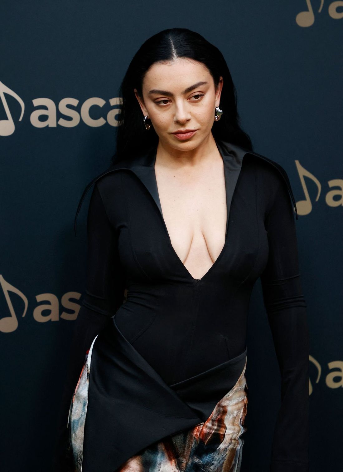 Charli XCX boobs