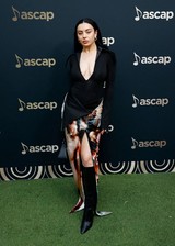 Charli XCX boobs