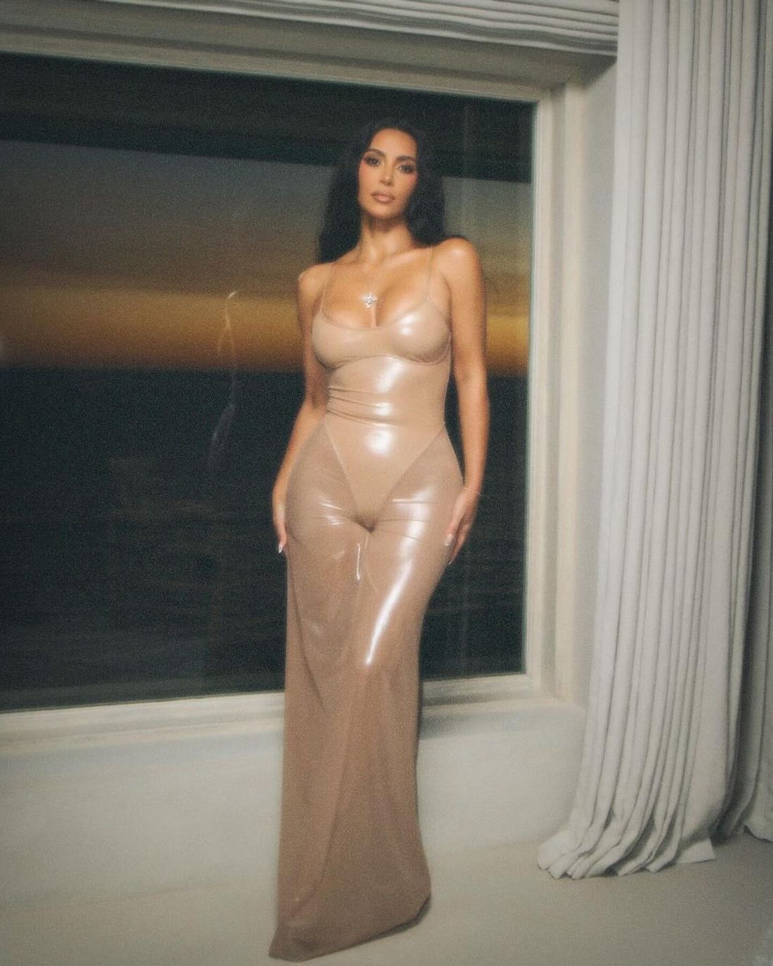 Kim Kardashian boobs