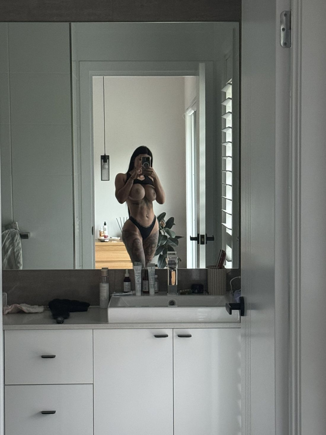 Renee Gracie nude OnlyFans