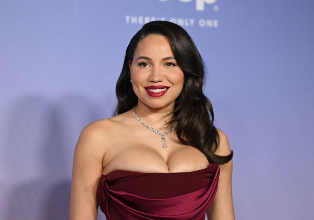 Jurnee Smollett big boobies